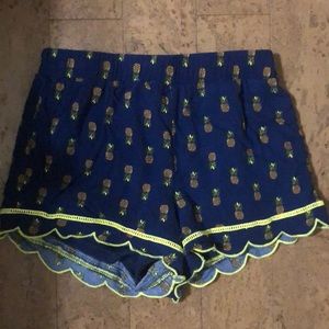 Small Pineapple shorts